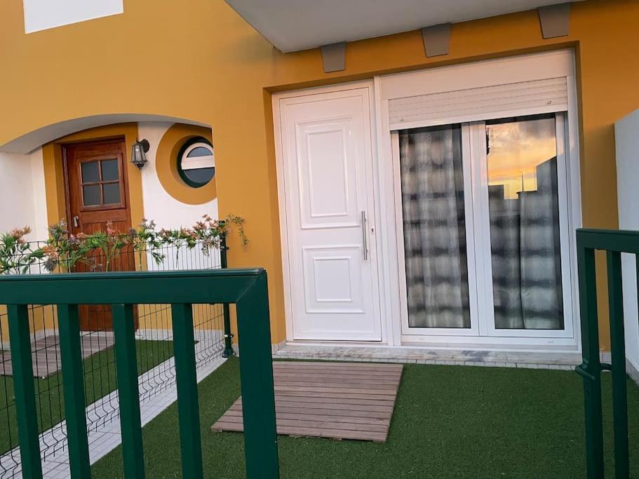 Waters House Studio Peniche Luaran gambar